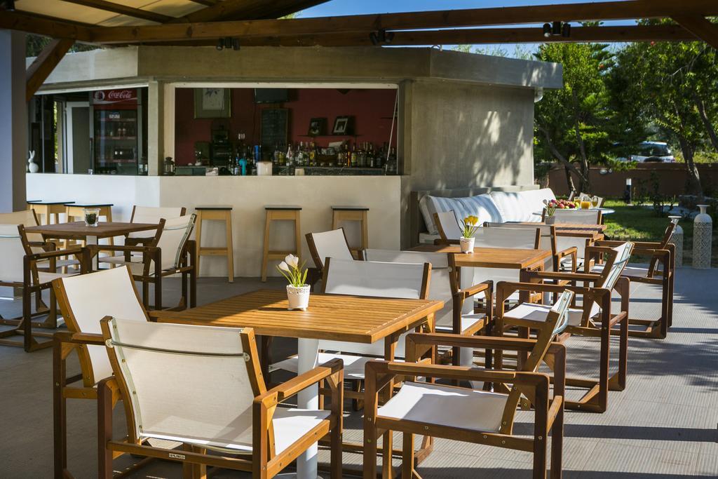 Olive Grove Studios & Apartments Свороната Екстер'єр фото