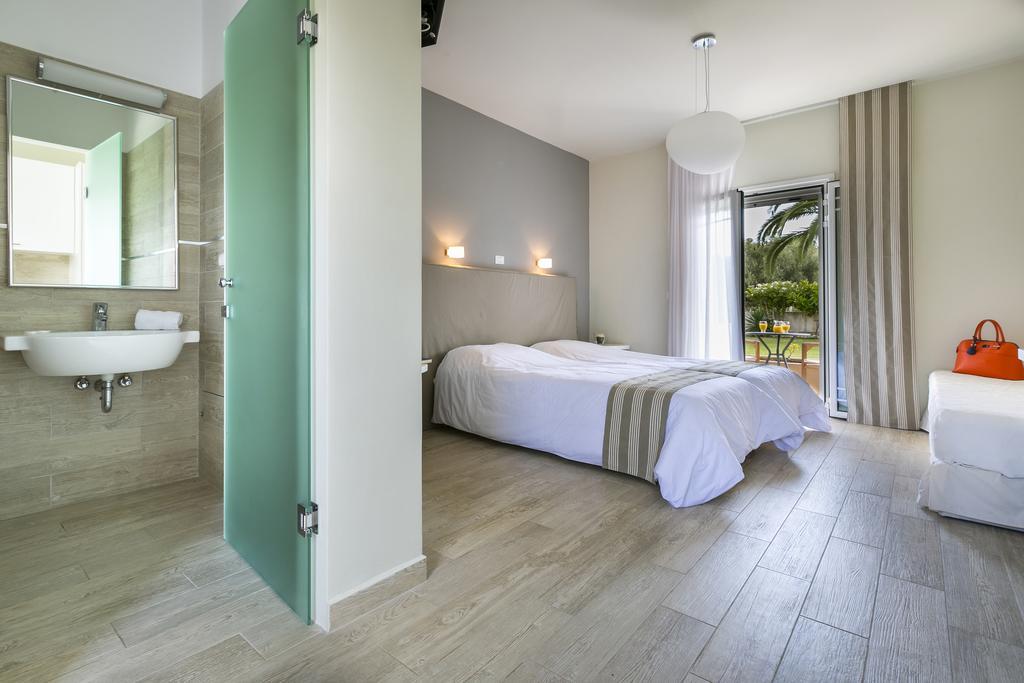 Olive Grove Studios & Apartments Свороната Екстер'єр фото