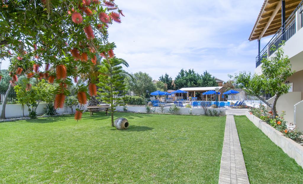 Olive Grove Studios & Apartments Свороната Екстер'єр фото